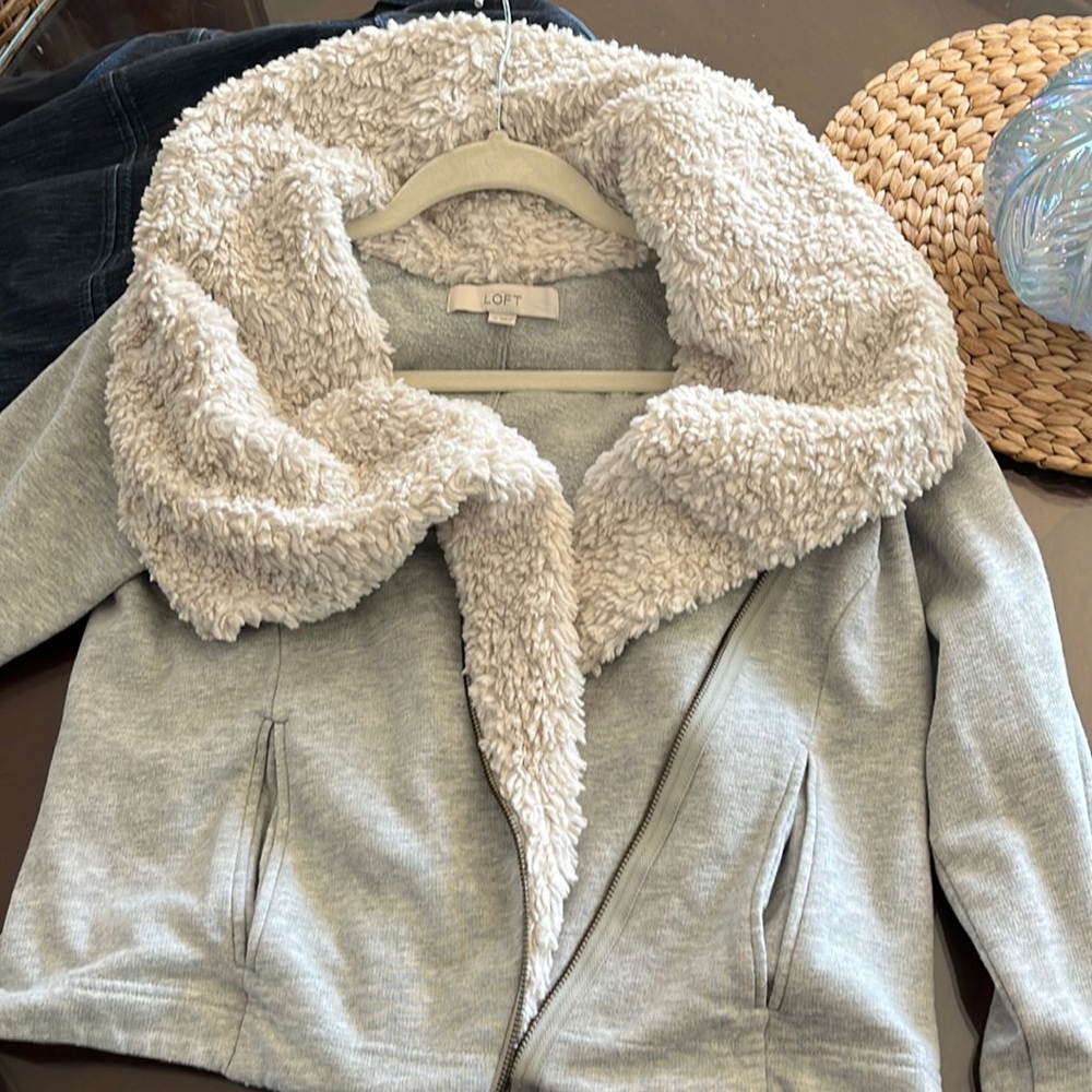Gray soft sweatshirt, type material jacket with furry type collar zipper front